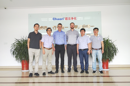 超日凈化再拓海外市場(chǎng) 加拿大客人熱情來(lái)訪